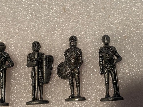 5 Westair 1.75” Pewter Knights in Armor w/Cannon *No Box/Nice* DTC - Picture 2 of 4