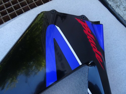 B3 Honda CBR 900 RR SC50 Side Trim Left Trim Page Cover - Picture 7 of 11