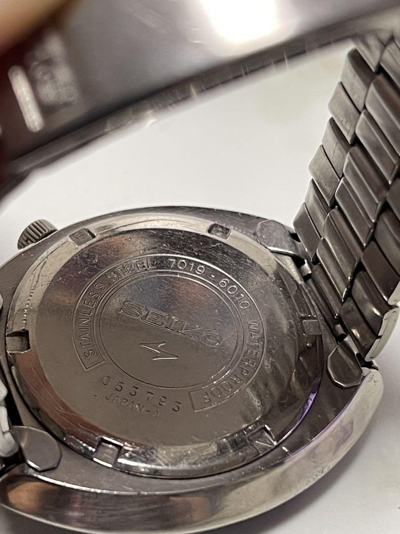 Seiko 5 Sports 7019-6010 Automatic Black Dial with 21 Jewels