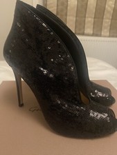 BNWB GIANVITO ROSSI PEEP TOE ANKLE BOOTS EU 38 UK 5 Black Sequinned. Stunning.