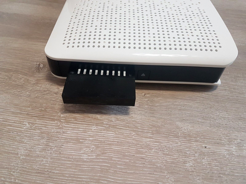 Vodafone TV Center 1000 Kabel, Sat, IPTV Receiver Recorder mit 320Gb Festplatte - Bild 8 von 9