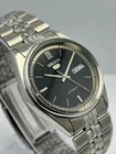 Vintage Seiko 5 Automatic Day/Date Analog Dial Japanese Men wrist Watch