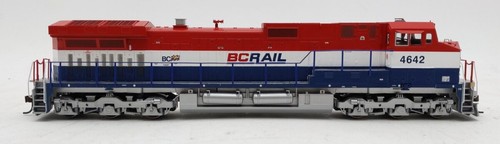 Athearn 79880 Scala HO BC Rail Dash 9-44CW Locomotiva Diesel #4642 Nuovo con scatola - Foto 2 di 5