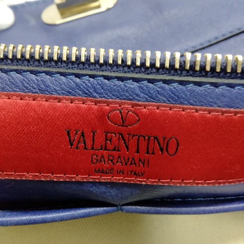 Valentino Garavani Tote Bag Blue Leather 2268312 - Picture 7 of 11