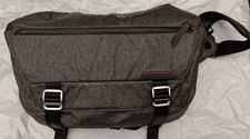 Peak Design Everyday Sling 10L Charcoal Camera Bag - Original Kickstarter Model