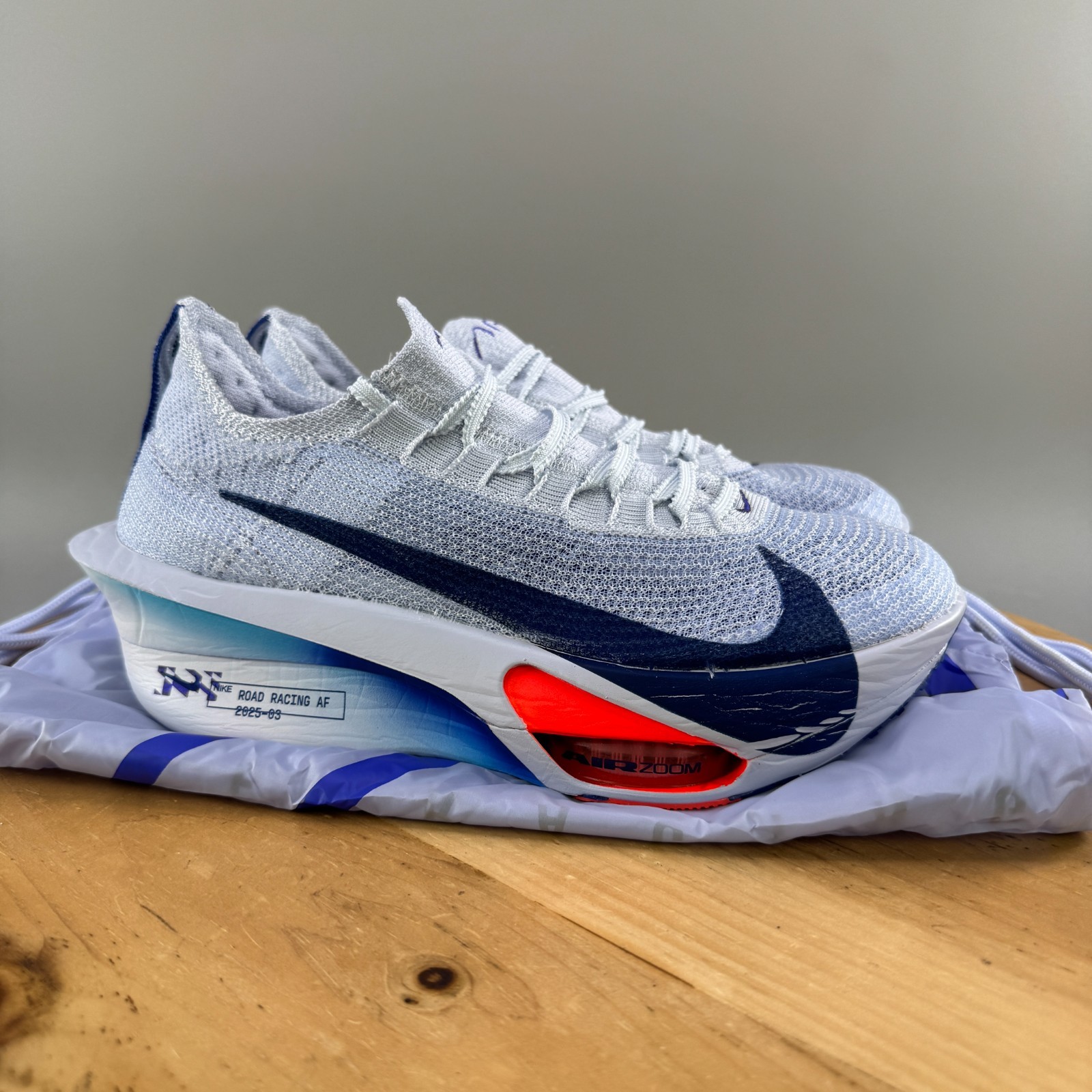 Nike Air Zoom Alphafly NEXT% 3 Women’s Size 9.5 Grey Blue Void FD8315-001 NEW