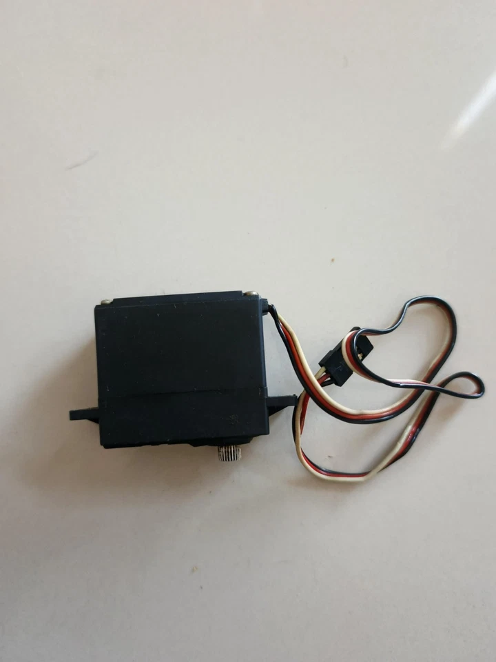 Team Associated S2008 MG Steering Servo - Image 4 of 4