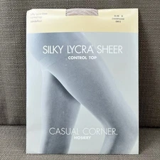 Casual Corner Silky Lycra Sheer Pantyhose Control Top Champagne Color Sz B NIP