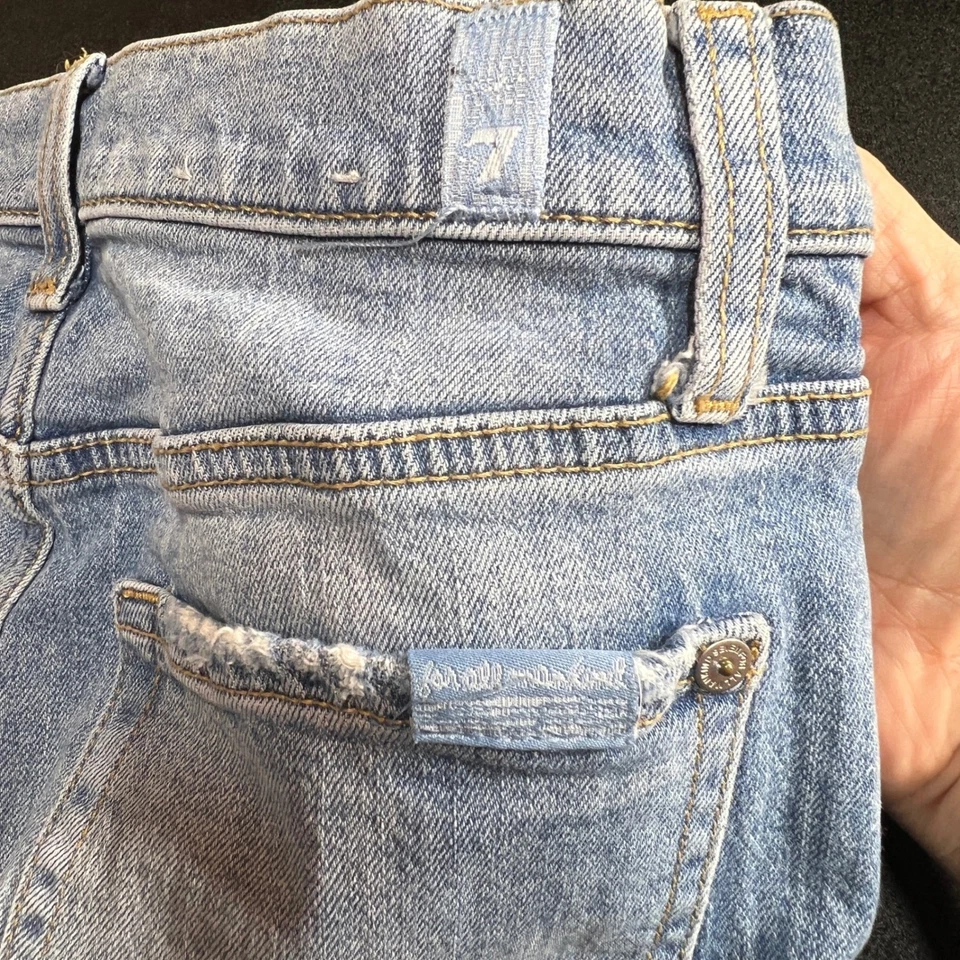 Pantalones de mezclilla desgastados 7 For All Mankind tiro ultra alto dojo pierna ancha para mujer LEER Foto 4 de 4