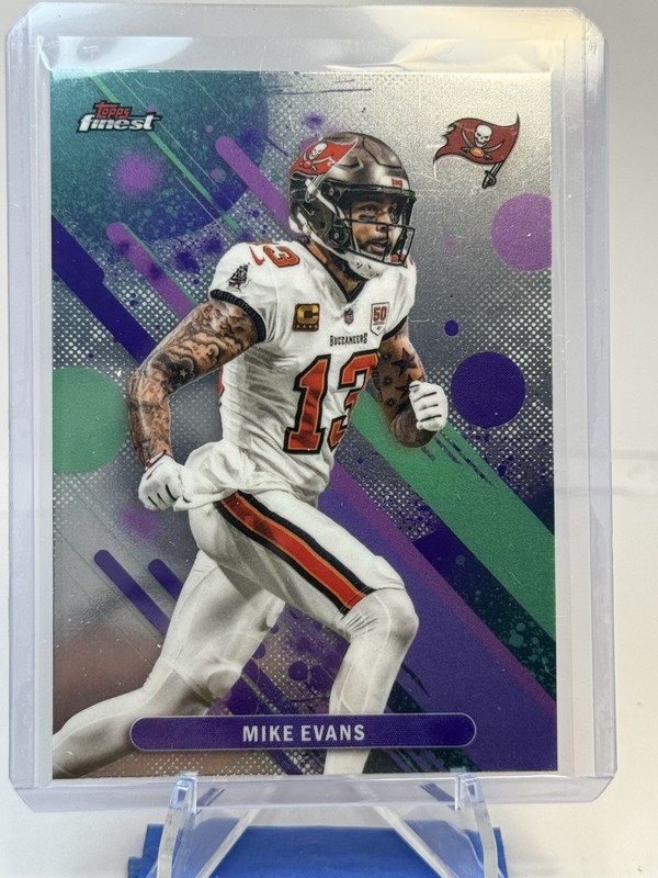 Topps 2025 Topps Chrome Mike Evans Tampa Bay Buccaneers #282 Football Card
