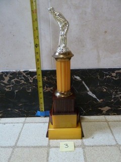 Vintage 1950's Golf Trophy Butterscotch Brownish Red Bakelite Catalin Base