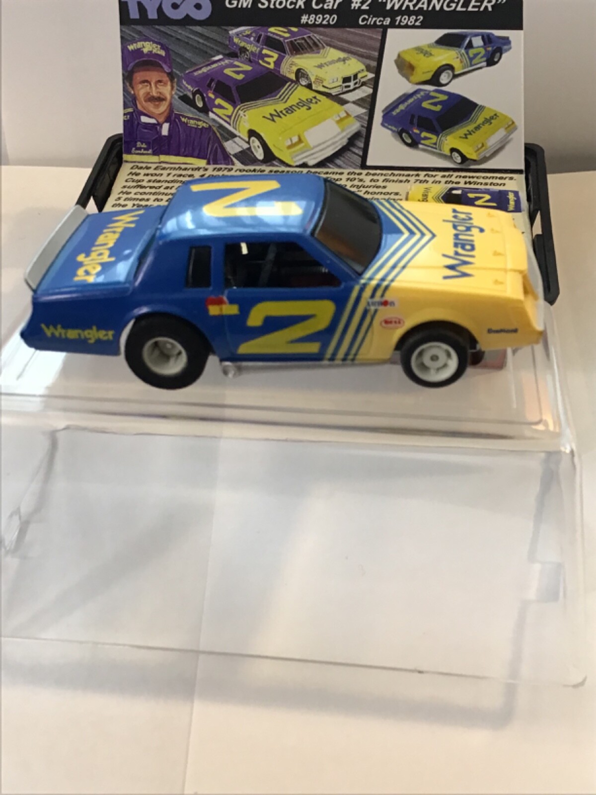 Foto 7 di 24