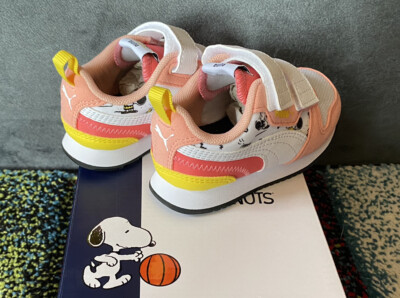 Puma Unisex Kinder PEANUTS Gr. 22 R78 V Inf Sneaker Sportschuhe Turnschuhe