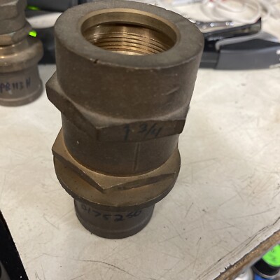 Stuffing box 1 1/4'' shaft and 2 3/8'' hose buck algonquin