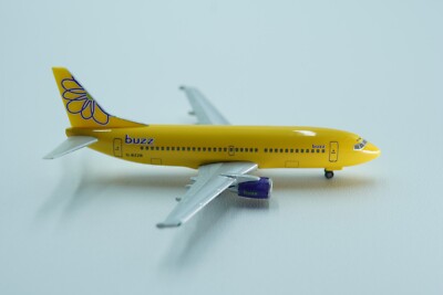 Buzz Boeing 737-300 Herpa Wings 513043 (Scale 1:500) Reg G-BZZB
