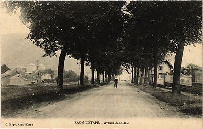 AK Raon-L'Etape Avenue de St-Die (424025)