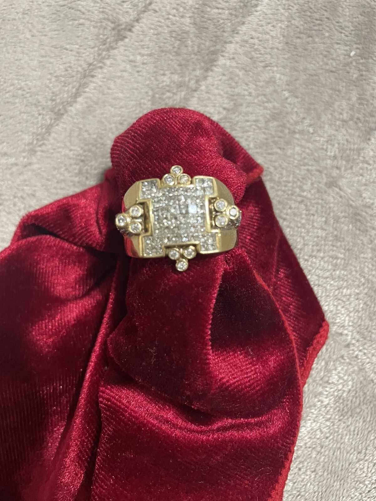 Men 14K solid gold real diamond ring Size 11 - image 2