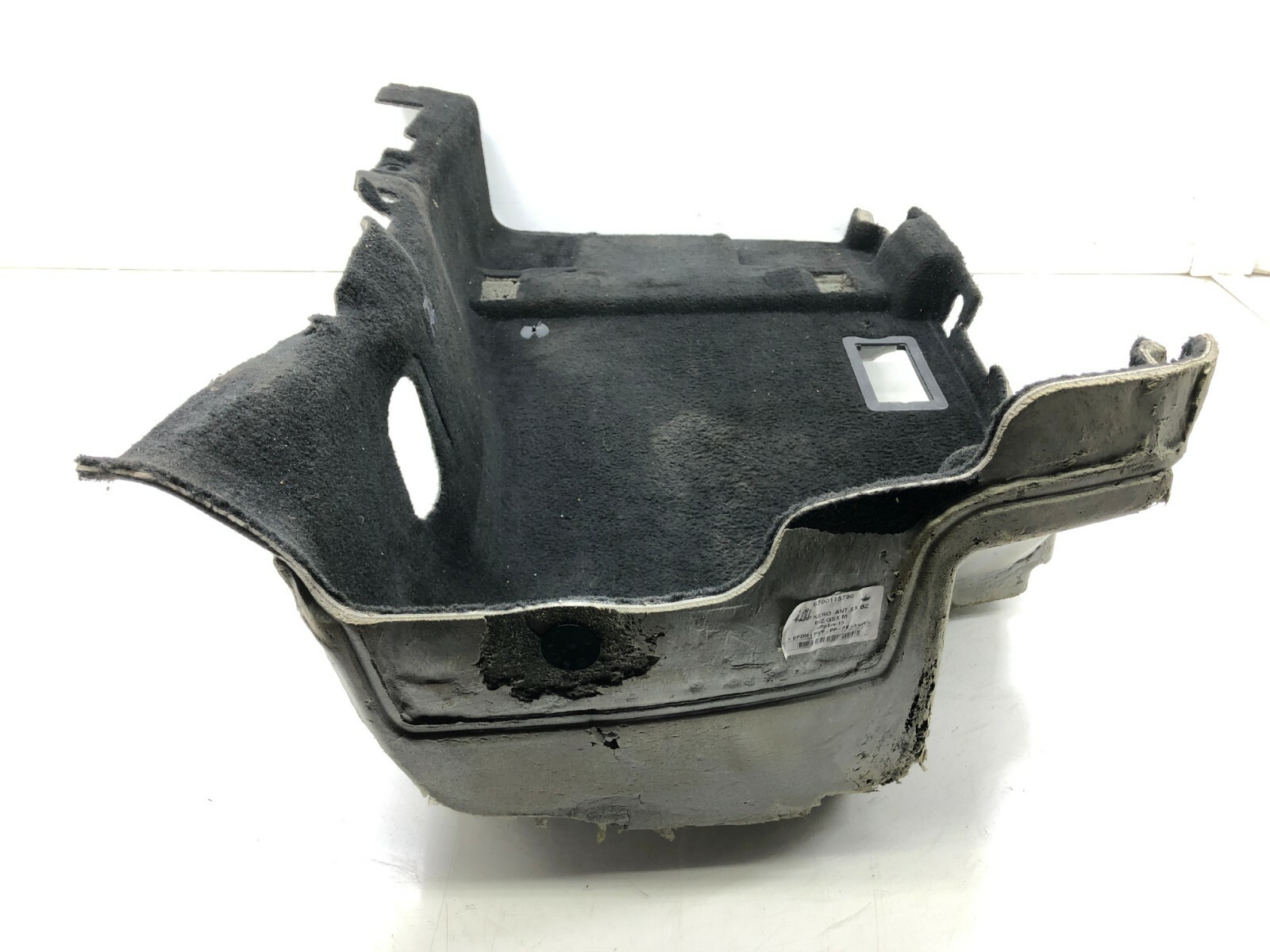 2014-2020 MASERATI QUATTROPORTE LEFT DRIVER FRONT FLOOR CARPET COVER LINER OEM.