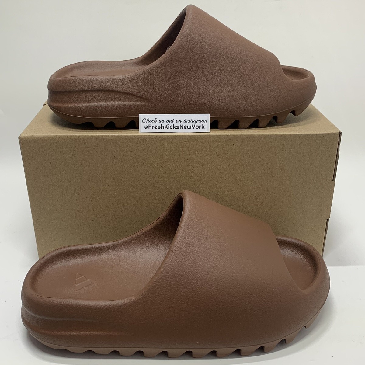 men yeezy slides brown