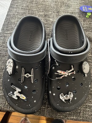 NEW STAR WARS OFF COURT CLOGS CROCS MENS SIZE 6 WOMENS SIZE 8