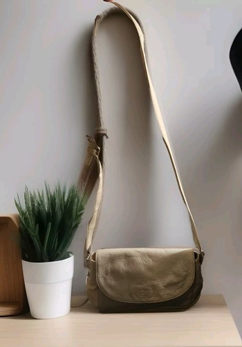 Vintage White Leather LEATHER CO Liz Claiborne Crossbody Bag - Picture 4 of 13