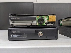 Lot of Microsoft Xbox 360 S/E Consoles (Red Ring For Parts/Repairs)