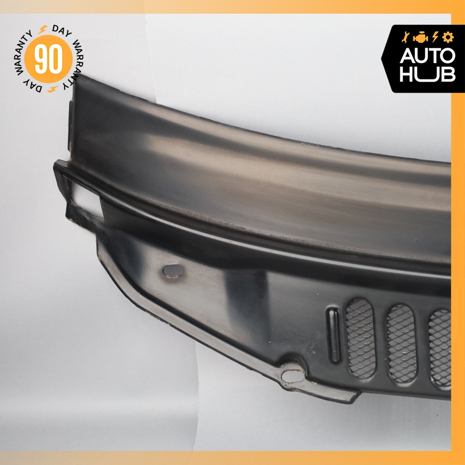 99-04 Bentley Arnage / RR Seraph Front Windshield Cowl Panel Trim Cover OEM 42k