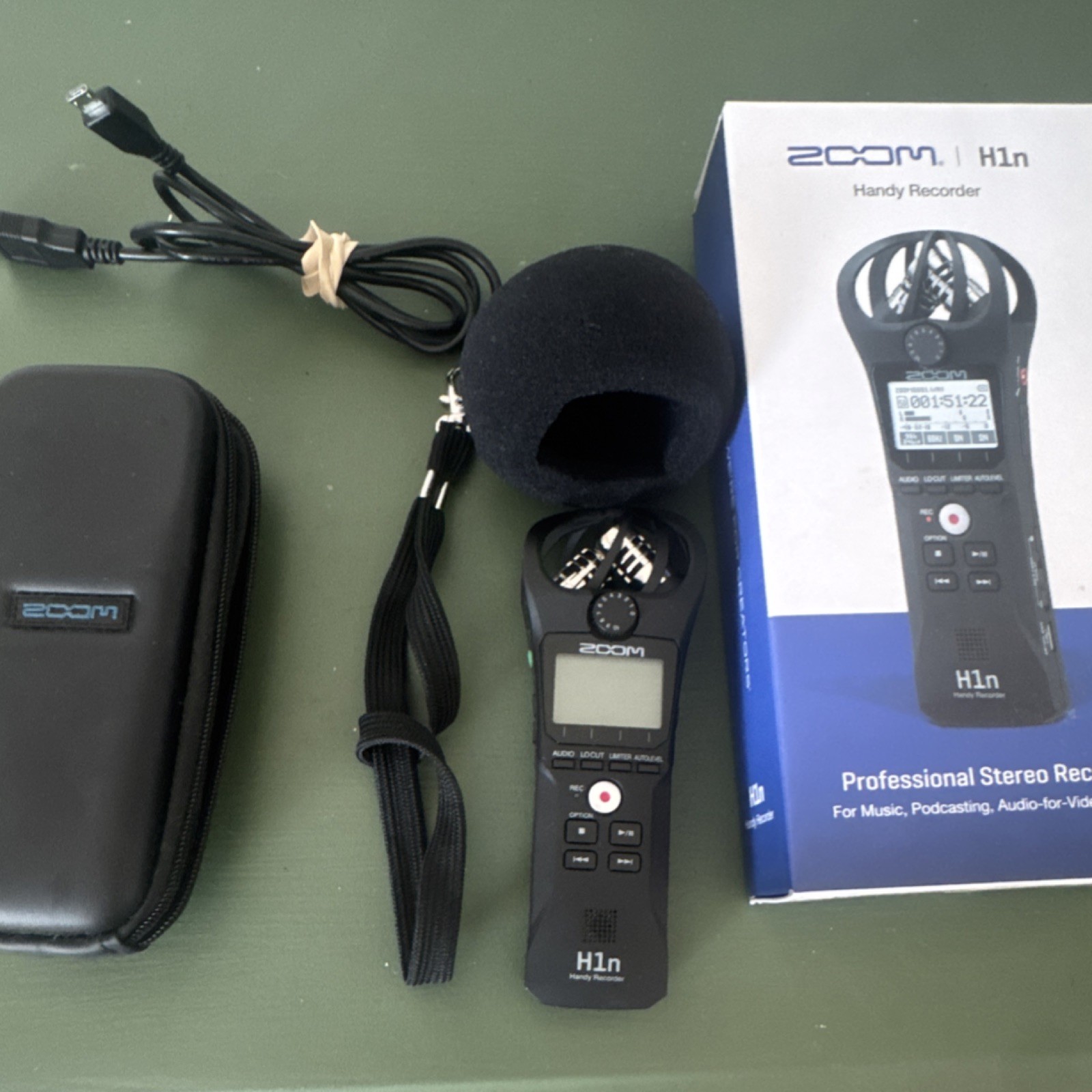 Built-in Mic For Podcast/music W/case