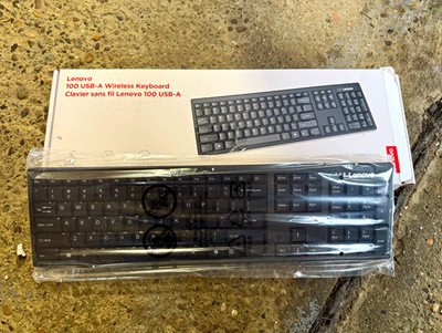Lenovo 100 USB-A Wireless Keyboard, Black, English QWERTY Standard Layout