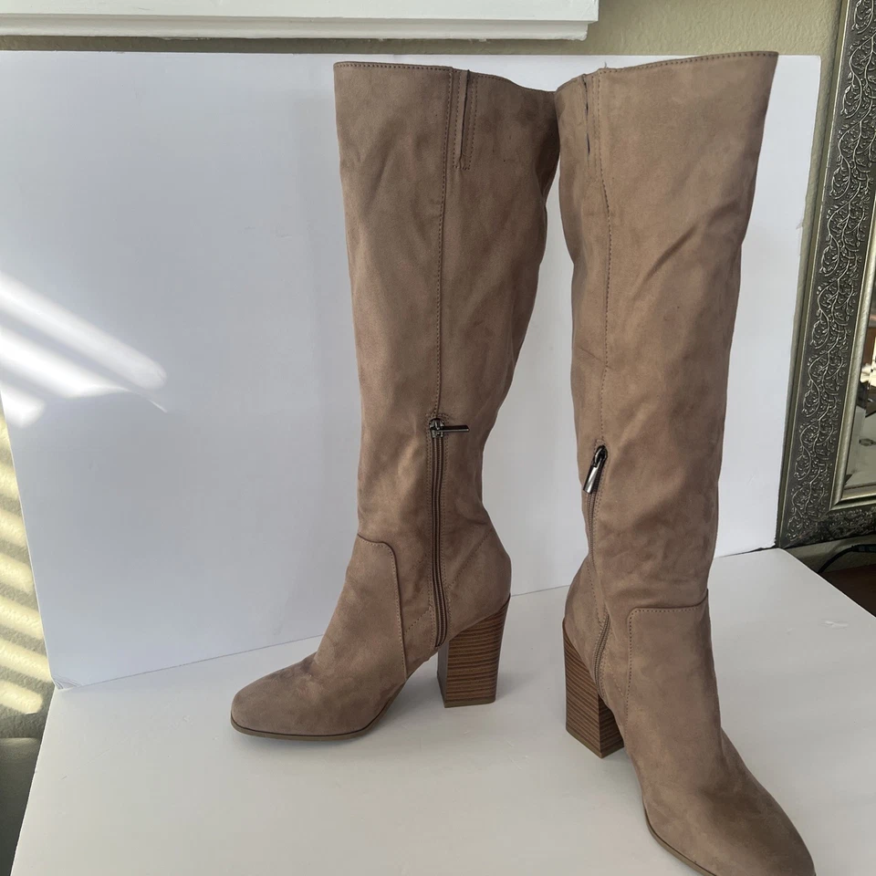 BOTAS HASTA LA RODILLA SOUNDSCAPE-01 Talla 8 Color Tostado/Beige Foto 4 de 4