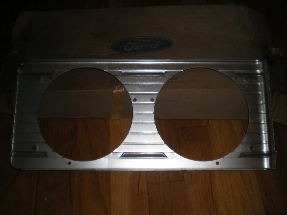 Mercury Monterey 1969 faro bisel exterior derecho nuevo de Lote Antiguo C9my-8150-A Foto 2 de 2