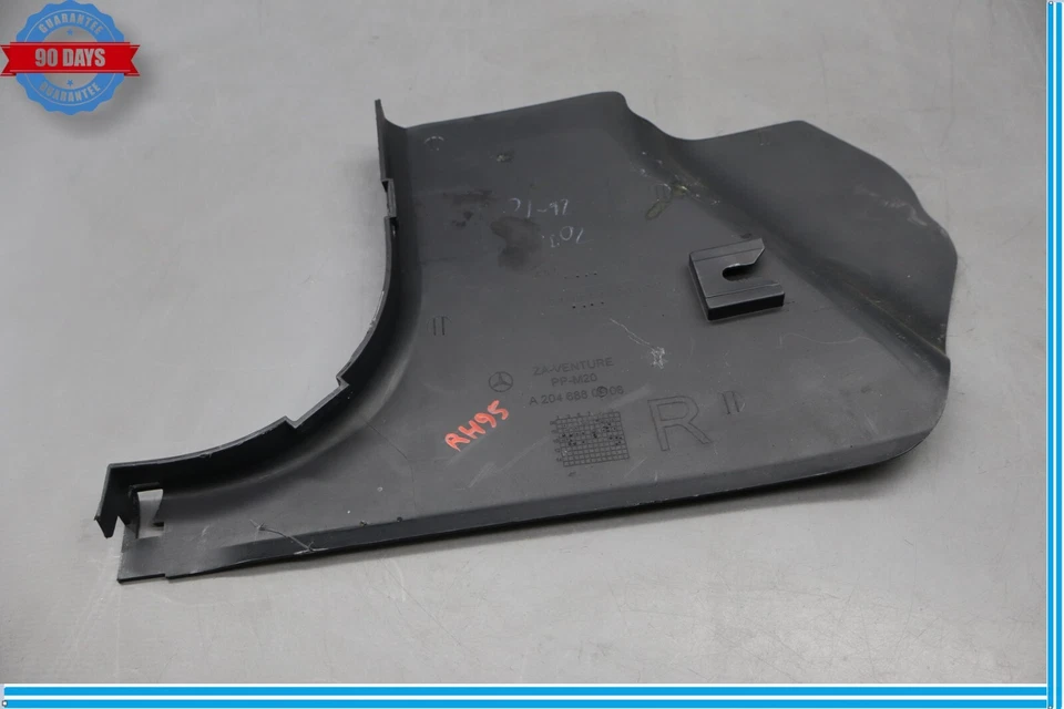 08-15 Mercedes C250 GLK350 W204 Cubierta de moldura de panel delantero derecho OEM Foto 4 de 4