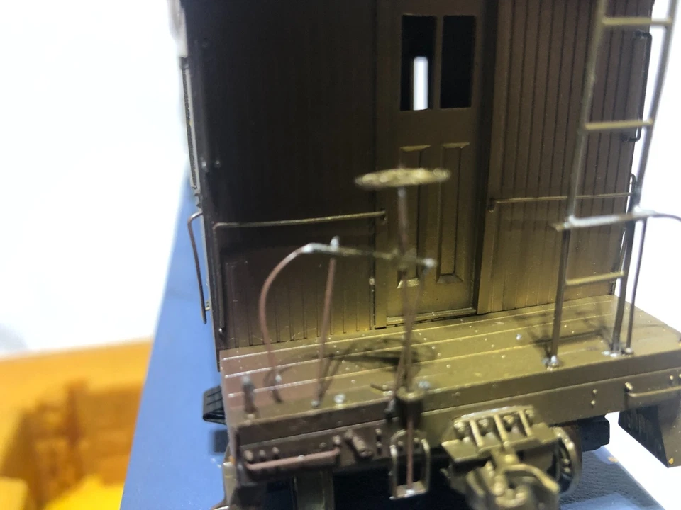 O scale Pacific Fast Mail GS 9-2 DRGW Standard Gauge Caboose  Brass - Image 3 of 4