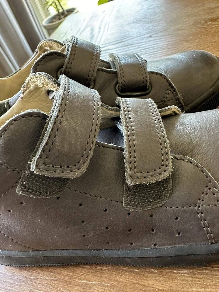 Zapatos Falcotto Michael para niños pequeños talla 26 EE. UU. 9,5 Foto 4 de 4