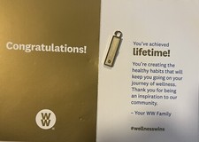 Weight Watchers lifetime member Milestone charm Gold / Rhinestone