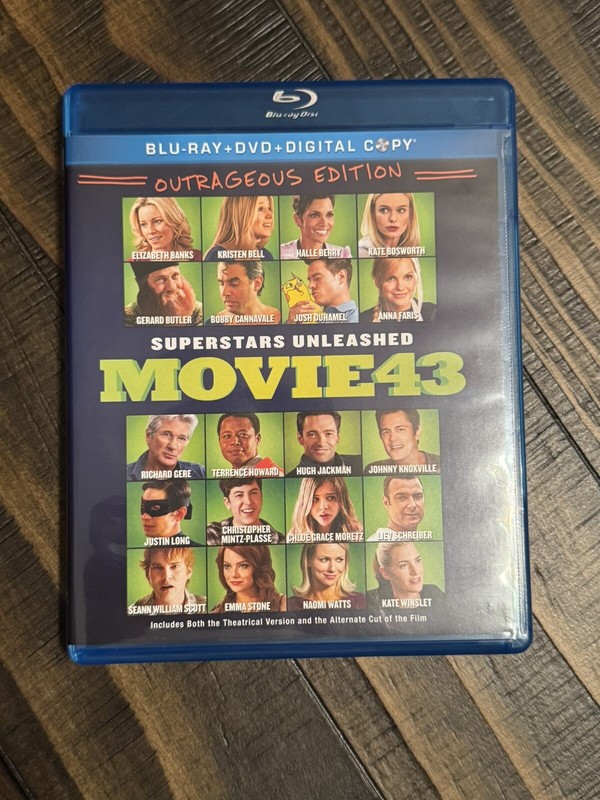 Movie 43 (Blu-ray, DVD & Digital Copy 2013) Like New