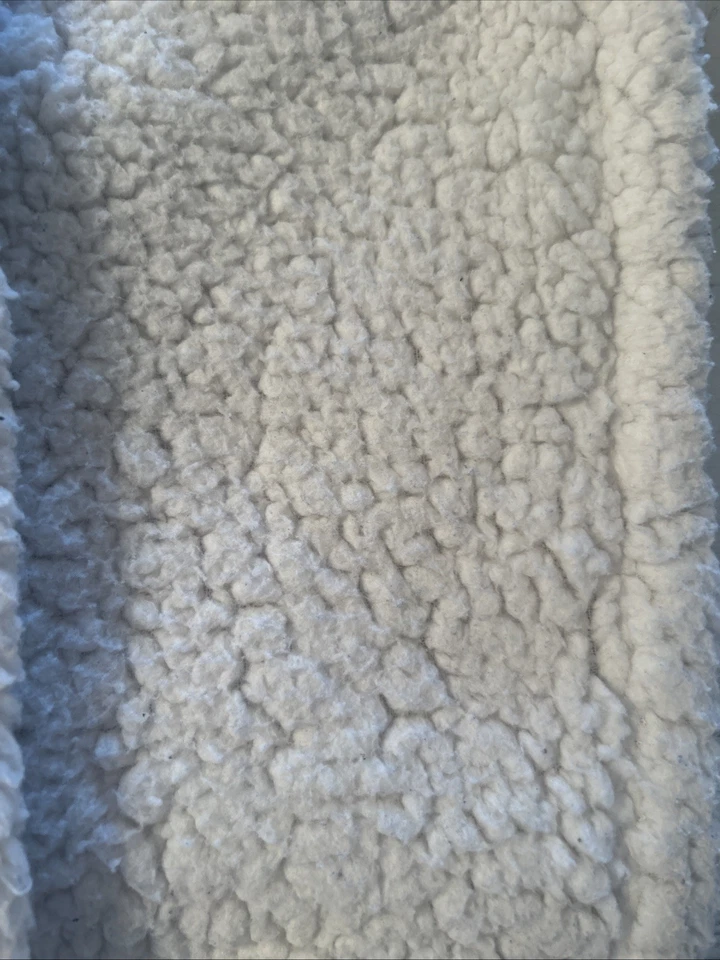 Funda de Almohada UGG 2 Gris ESTÁNDAR Funda Falsa Felpa Sherpa Imitación Piel Cierre con Cremallera Foto 3 de 4