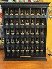 Presidential Gallery Collection Metal Figurine Set US Presidents w/ Wood shelf