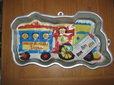 Wilton 2003 Zug Kuchenform/-pfanne 2105-2076 mit Ideen Broschüre