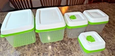 Rubbermaid FreshWorks FreshVent Produce Food Storage 17.3 ,6.3, 2.5 cup Lot of 5