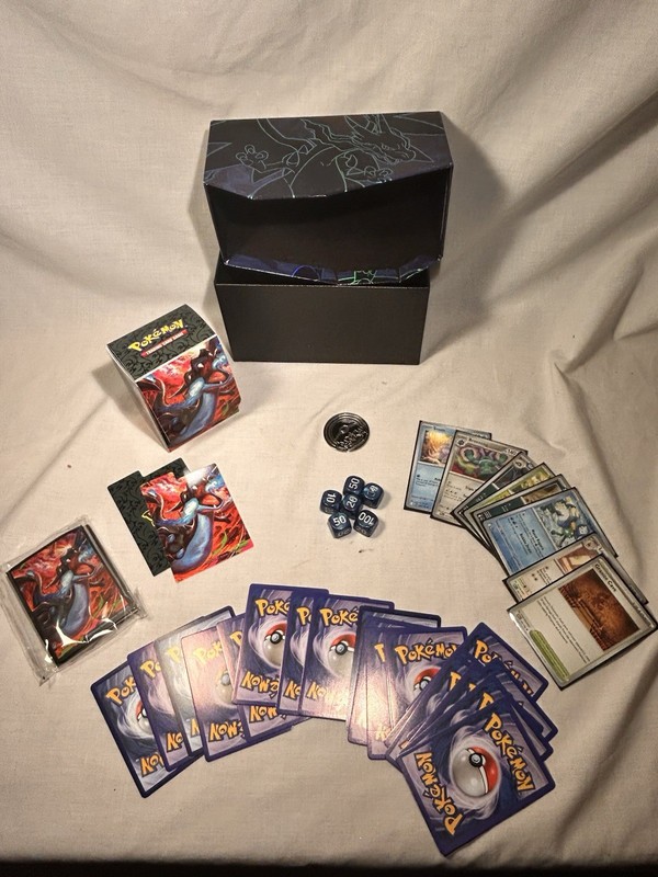 Pokémon Cards Mega Evolution Phantasmal Flames Elite Trainer Box Set Open