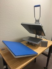 Stahls Hotronix Auto Open Clam Heat Press 16" x 20" w two other patents/table