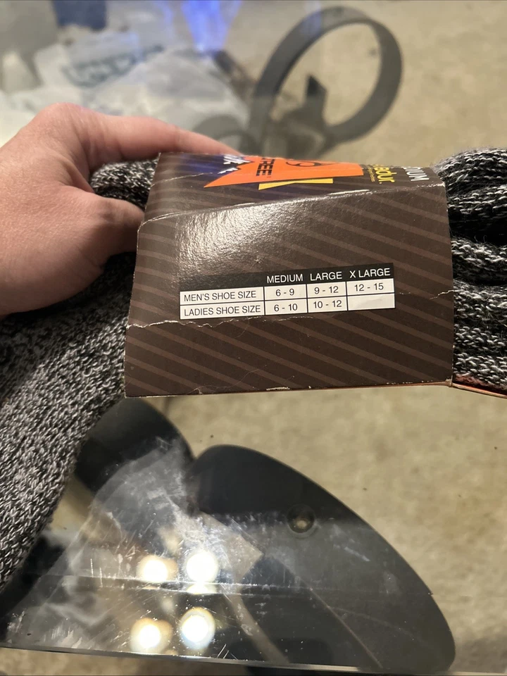 REALTREE 2 PAIR HEAVYWEIGHT MEN'S MEDIUM DRY KNIT THERMAL SOCKS BOOT Shoe 6-9  - Image 2 of 3