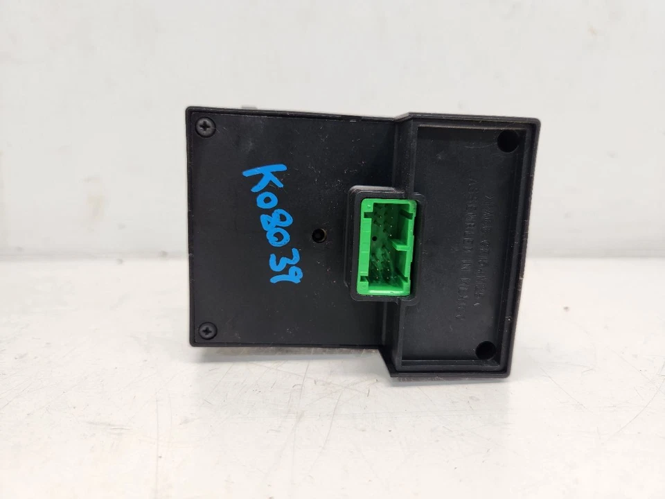 Cadillac Escalade 2005 ESV interruptor de tablero - faros Foto 2 de 4