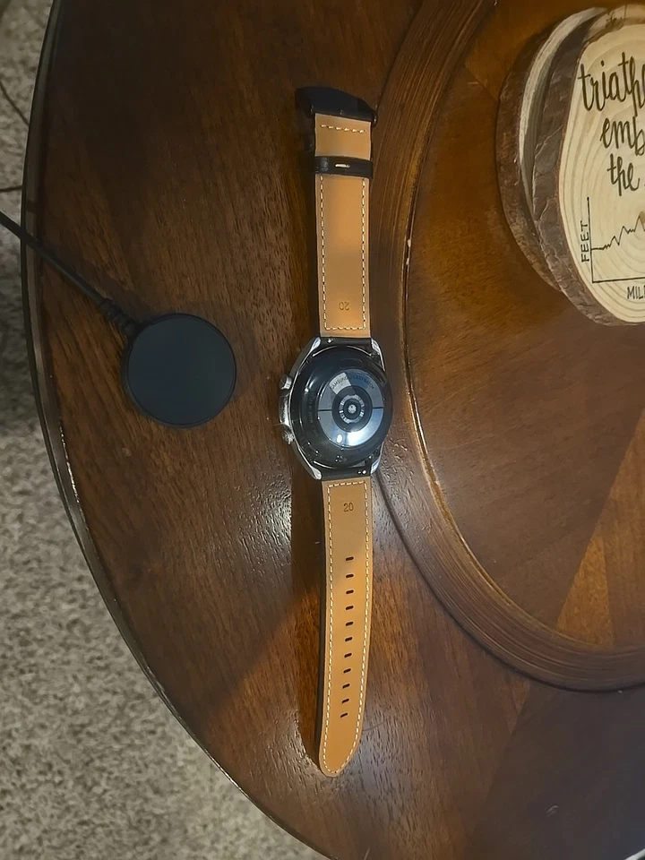 Samsung Galaxy Smartwatch 3 Black Leather Strap Silver charging cord Included  - Image 4 of 4