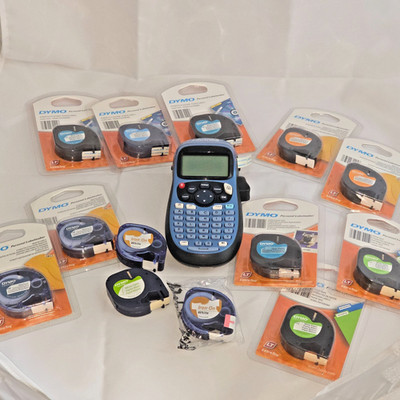 Dymo LetraTag LT-100H Hand-Etikettiergerät plus 10 neue Etikettenrollen