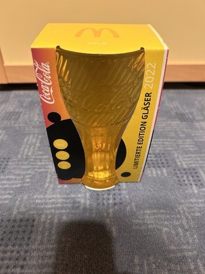 Coca-Cola Glas 2022 - Limitierte Edition von McDonald's - Gelb