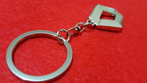 Renault Car Logo Clio, Laguna, Magane, Captur Metal Keyring with Gift Pouch (S1) - Picture 7 of 8