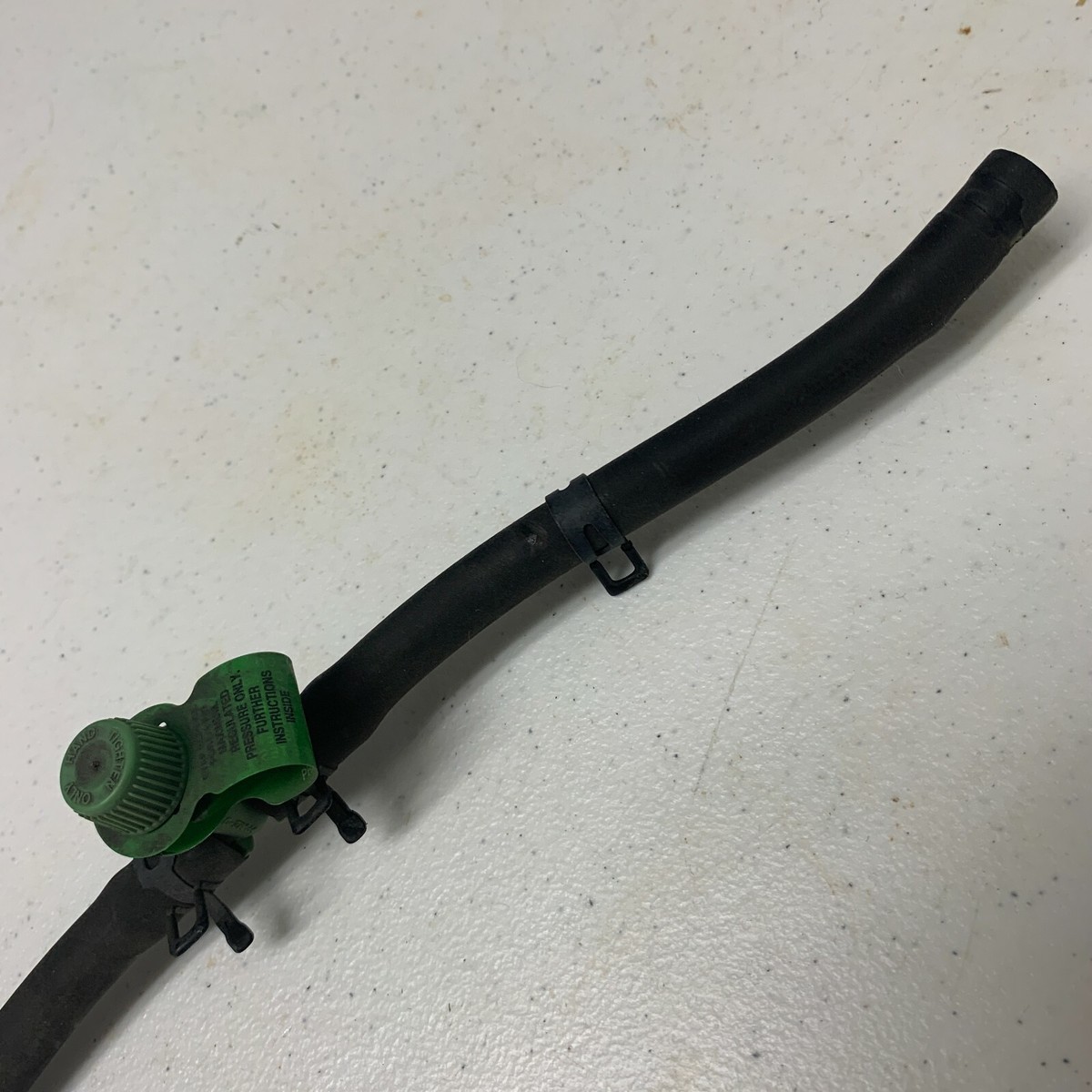 23826 23827 0A020 Toyota SIENNA fuel vapor hose feed valve 77739