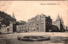 Washington, DC Smithsonian Museum Postcard DB